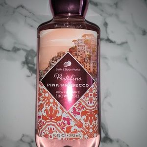 BATH&BODY WORKS shower gel